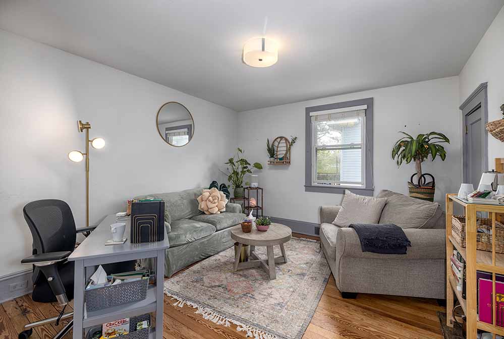 gray office space for lease
